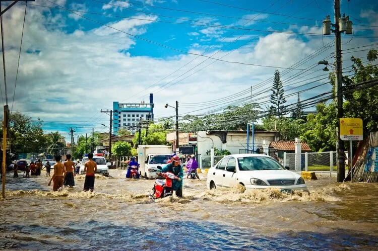 flood-965092_1280-750x499