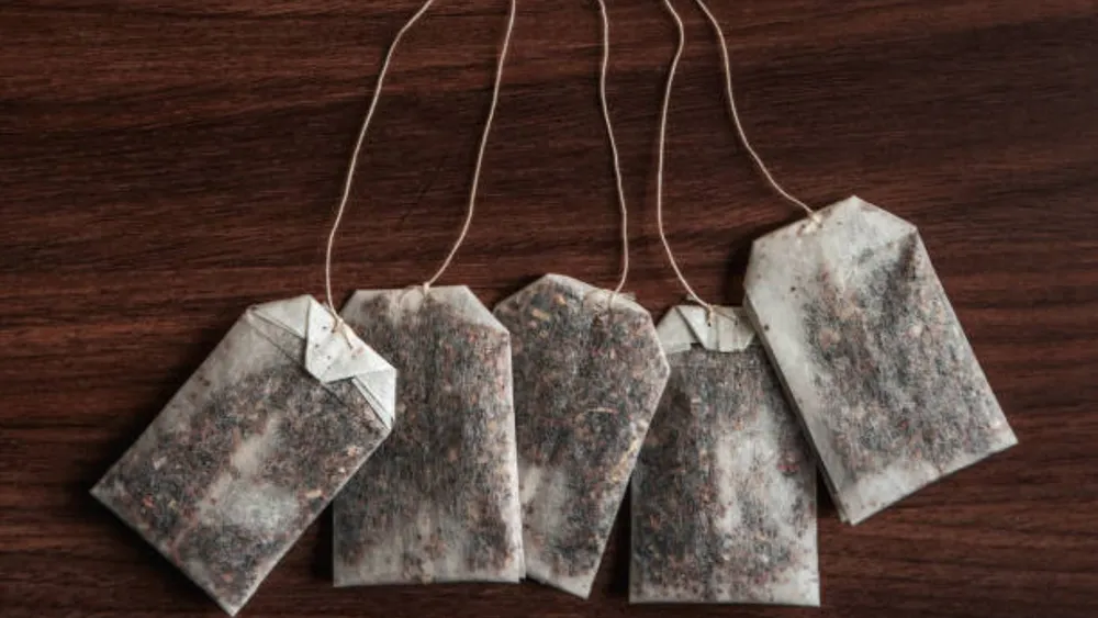 los-cientificos-revelan-primera-vez-que-las-bolsitas-te-liberan-millones-microplasticos-1jpg