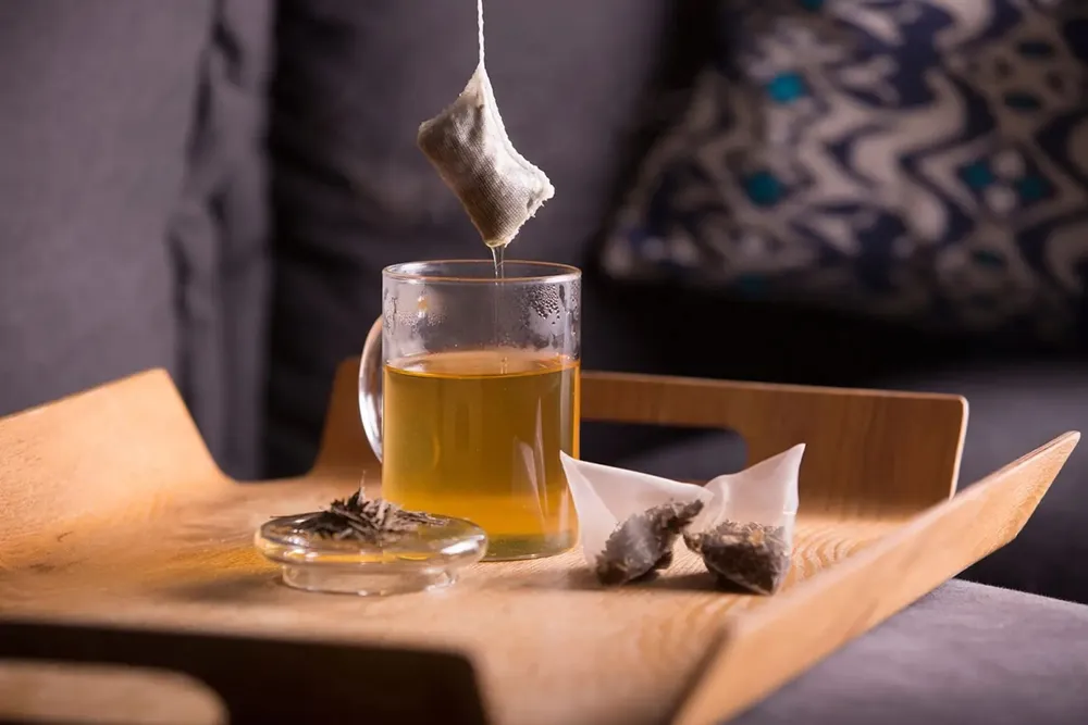 los-cientificos-revelan-primera-vez-que-las-bolsitas-te-liberan-millones-microplasticos-3jpg