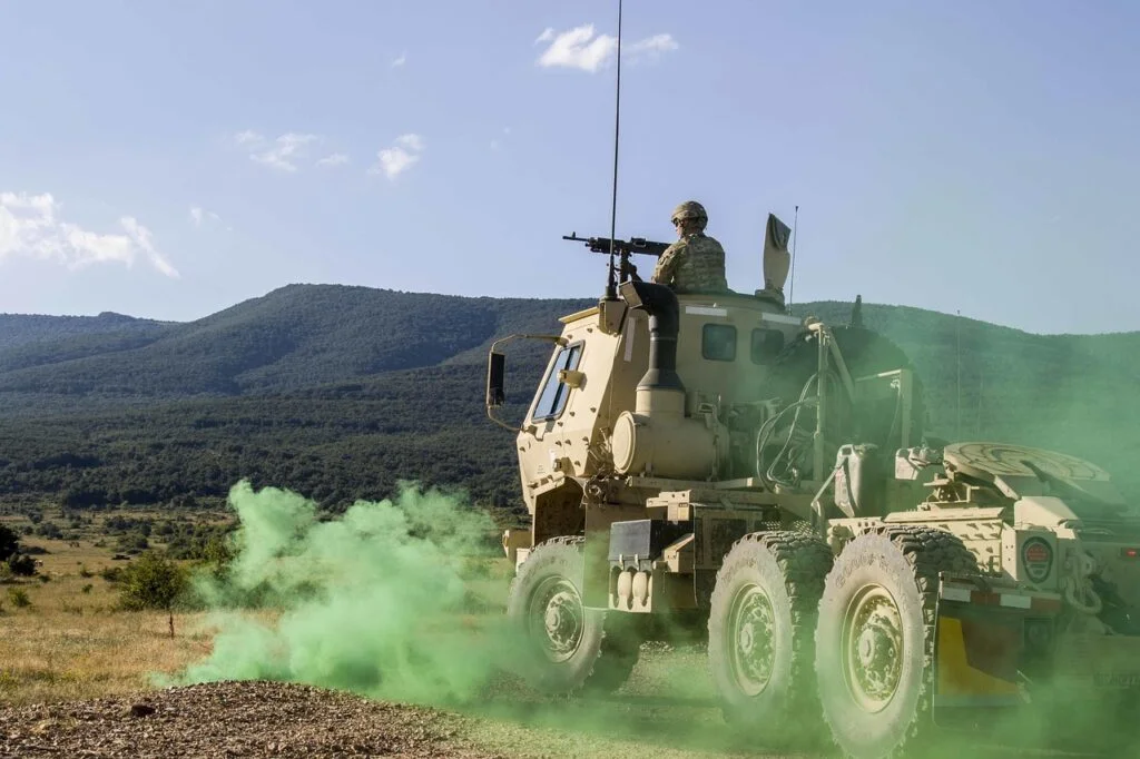 aviation-support-battalion-2486765_1280-1024x682